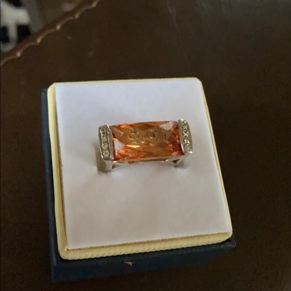 925 Stamped sterling silver ring with topaz stone - Picture 1 of 4